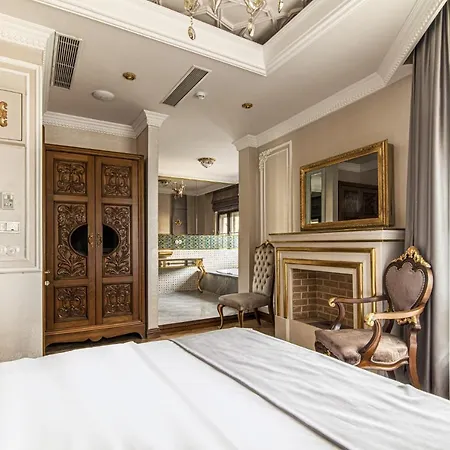 Stylish In Historic Mansion In Beylerbeyi * Istanbul