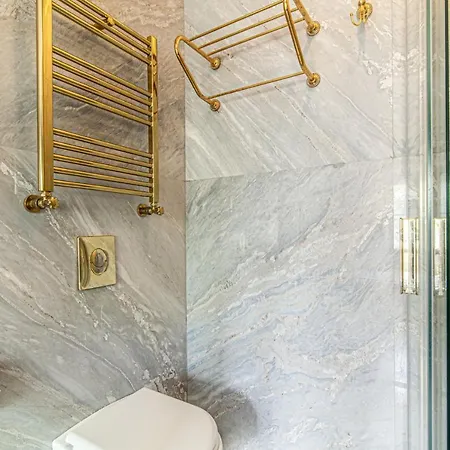 Apartment Stylish In Historic Mansion In Beylerbeyi Istanbul