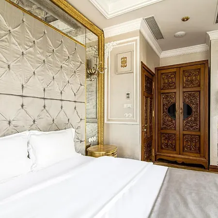 Stylish In Historic Mansion In Beylerbeyi Κωνσταντινούπολη